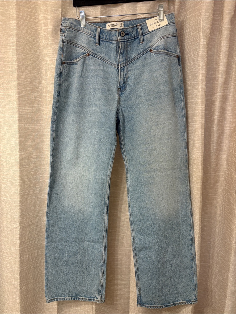 Abercrombie women’s Straight-Leg Jeans